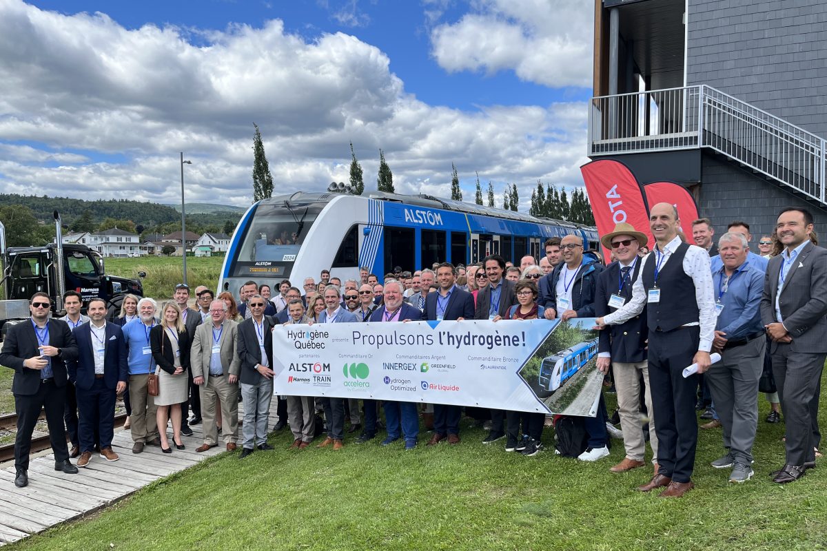 Une centaine de partenaires de l’hydrogène prennent le train de Charlevoix